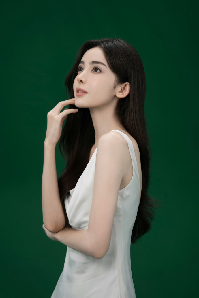 消失的她 封面